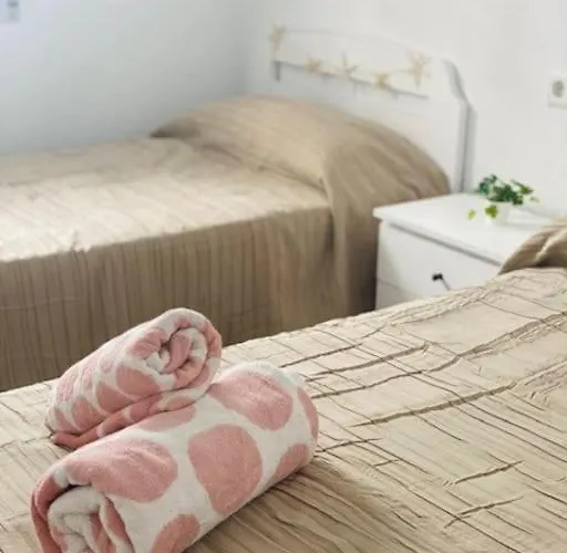 Apartment Apartamento*carolapo*con Patio Interior Y Garage